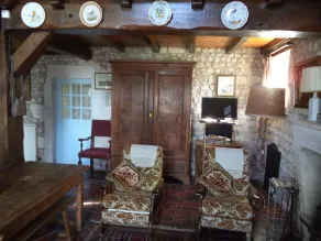 Carácter tradicional casa de campo Charente situado en zona rural a 20 minutos del mar - Image 2