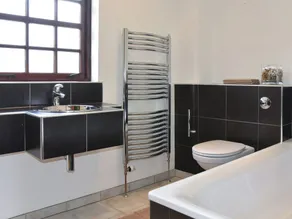 4 bedroom accommodation in Colintraive - Image 5