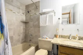 Phoenix 118A - 3 Br Condo - Image 4
