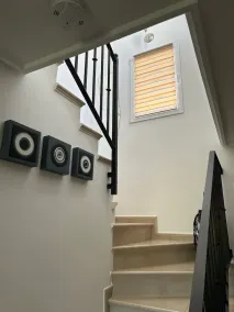 Moderne 2 chambres 2 salles de bain Frontline Golf Townhouse avec une vue imprenable - Image 2