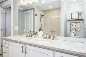 100% - 5 STAR reviews!   Clean, Safe & Enjoyable home away from home! - Image 5