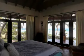 Sunrise Villa - An affordable beachfront gathering place for family and friends - Image 4