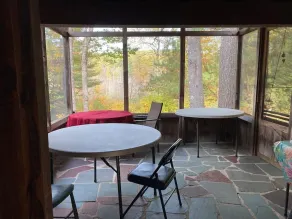 Artsy Woodland Group Hideaway Cabin! - Image 5