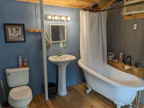BDB 3: Exclusive Buyout: 4 Cabins - Image 4