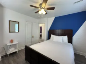 Entire Beautiful Grove Home - Image 5