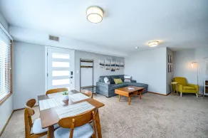 New One Bedroom B&B Walking Distance to Downtown Dundee! - Image 5