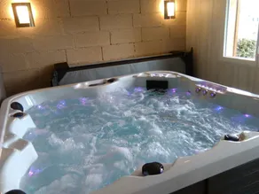 Casa con idromassaggio jacuzzi e sauna, tranquilla indipendente in campagna 10 Kms mare - Image 2