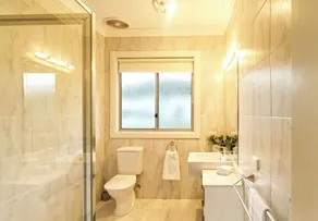 Beachside Bliss with Secure yard l Pet Friendly - Image 3