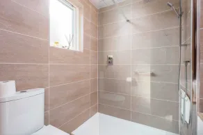 London Gate No1 - Donnini Apartments - Image 3