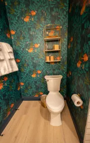 LUXE brand-new designed 2 bd/2 bath w/ backyard - Image 5