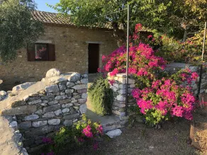 A medieval tower house with huge garden and amazing sea views. - Image 5