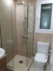Short walk to the beach ,Four bedrooms four   bathrooms sleeps 8 - Image 2