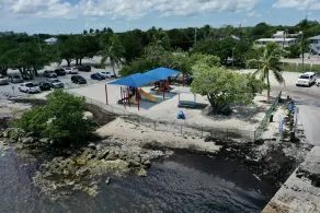 Ideal Keys Getaway! Bring your family, boat and enjoy Keys living! - Image 2