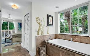 VRNR Luxury Collection Mariners Club 316, Private Gym, Pool Tbl, Boat Slip Avail - Image 4