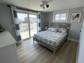Relaxing Nestled btw Watch Hill & Weekapaug! BEACH, waterviews, newly renovated - Image 4