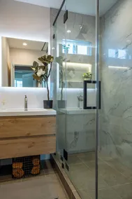 NEWLY Renovated 1 bed/1 bath! - Image 3