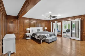 Beautiful, spacious, lakefront home large lot, firepit, hot tub, and more  - Image 4
