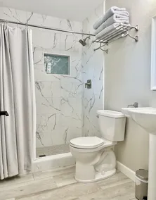 Downtown Gilbert *Pet-Friendly* Getaway - Image 2