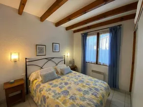 Villa 3 chambres avec parking et accès piscine - Image 5