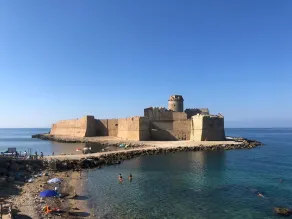 Apartment in wonderful villa, 3 minutes walking in the most beautiful  landscape - Image 3