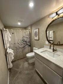  Luxury 3/2, Wheelchair access, Hot Tub+Lift, Yard, Fireplace Walk to Lighthouse - Image 4