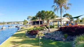 Luxury 4 bedroom waterfront holiday home on the Sunshine Coast - Image 5