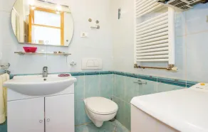 Nice Apartment In Rijeka With Wifi - Image 3