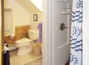 Vacation in a  Berkshire Farmhouse - Image 3