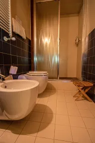 CASTEL DEL PIANO- Exclusive Castel with Pool - Image 2