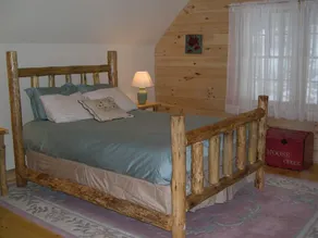 Charmerende bjælkehus, rummelig men hyggelig, beliggende i White Mountain-regionen. - Image 3