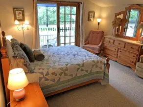 Muskoka Birch Vacation Cottage 4-Season Rental On Lake Rosseau, Muskoka Ontario - Image 5