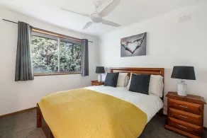 Private Holiday Home With Rain Forest Creek View - Image 5