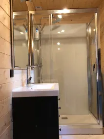 ACCOGLIENTE RISTRUTTURATO DI CHALET E CONFORTEVOLE DA 4 A 10 PERSONE - Image 2