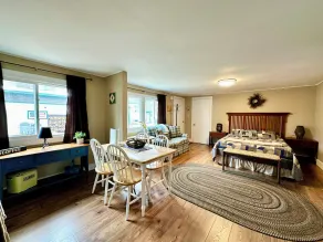 Lovely and Spacious Studio with Full Bath and Kitchen! - Image 5