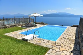 Private Villa with Breathtaking sea view, Swimming pool, Near the beach - Image 5