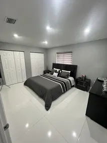 Is A Very Confortable House - Image 4