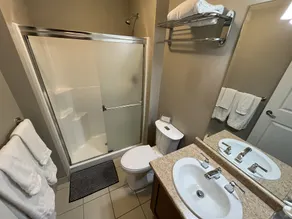 Luxurious two bedroom condo with private patio and ocean view. - Image 3