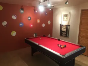 En face des commodités Ski / Piscine intérieure / Gym / Restaurant - A quelques minutes à pied voir la vidéo - - Image 4