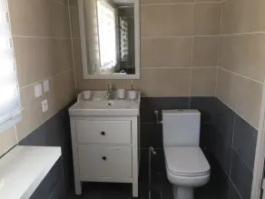 New Ad - Charming quiet house, air conditioning, shared pool - Image 2