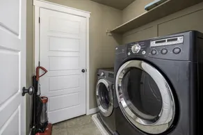 2 Story Townhome Within 30 Minutes of Everything - Image 2