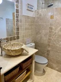 Mas provençal climatisé au calme dans le Golf de ST TROPEZ, avec piscine privée - Image 4