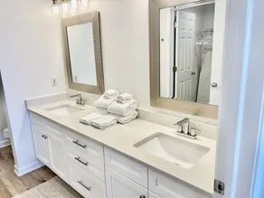 Gorgeous 3 BR, 3 1/2 BA CORNER UNIT on the 6th floor at the The Beach Club! - Image 3