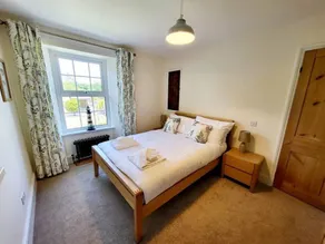 Charming cottage with character features - Image 5