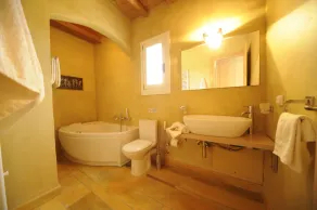 Aegean Majesty: Villa Helias – 4 Bedroom Getaway, Private pool, Gym - Image 4
