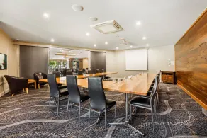 National Hotel Complex and Bendigo Central Apartments - Image 3