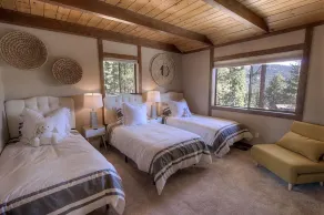 Inclining View home - Image 4