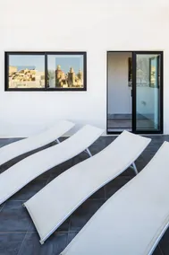 Suite Penthouse Deluxe: jacuzzi, terrazas privadas, impresionantes vistas! - Image 3