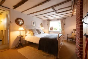A romantic little Flax Workers Cottage with a beautiful open fire and an enclosed garden which leads - Image 4