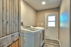 Turquoise Trail Bungalow with Amazing Views - Image 3