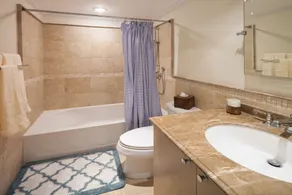 Moderne Eigentumswohnung am Strand mit Pool - Sapphire Beach 102 - Image 3